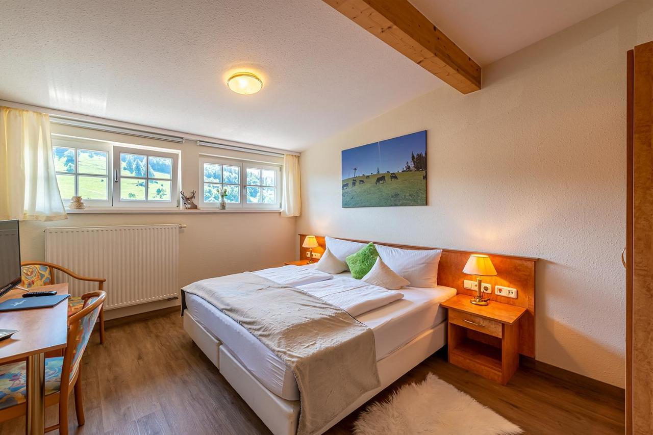 Hotel Neudeck オーバーシュタウフェン エクステリア 写真